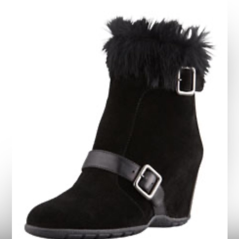 Suede fur wedge booties